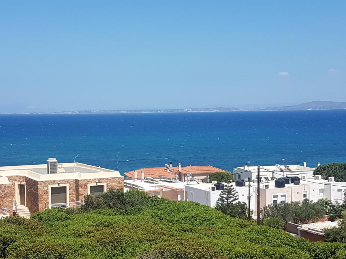 Evangelia Karfas Exterior photo