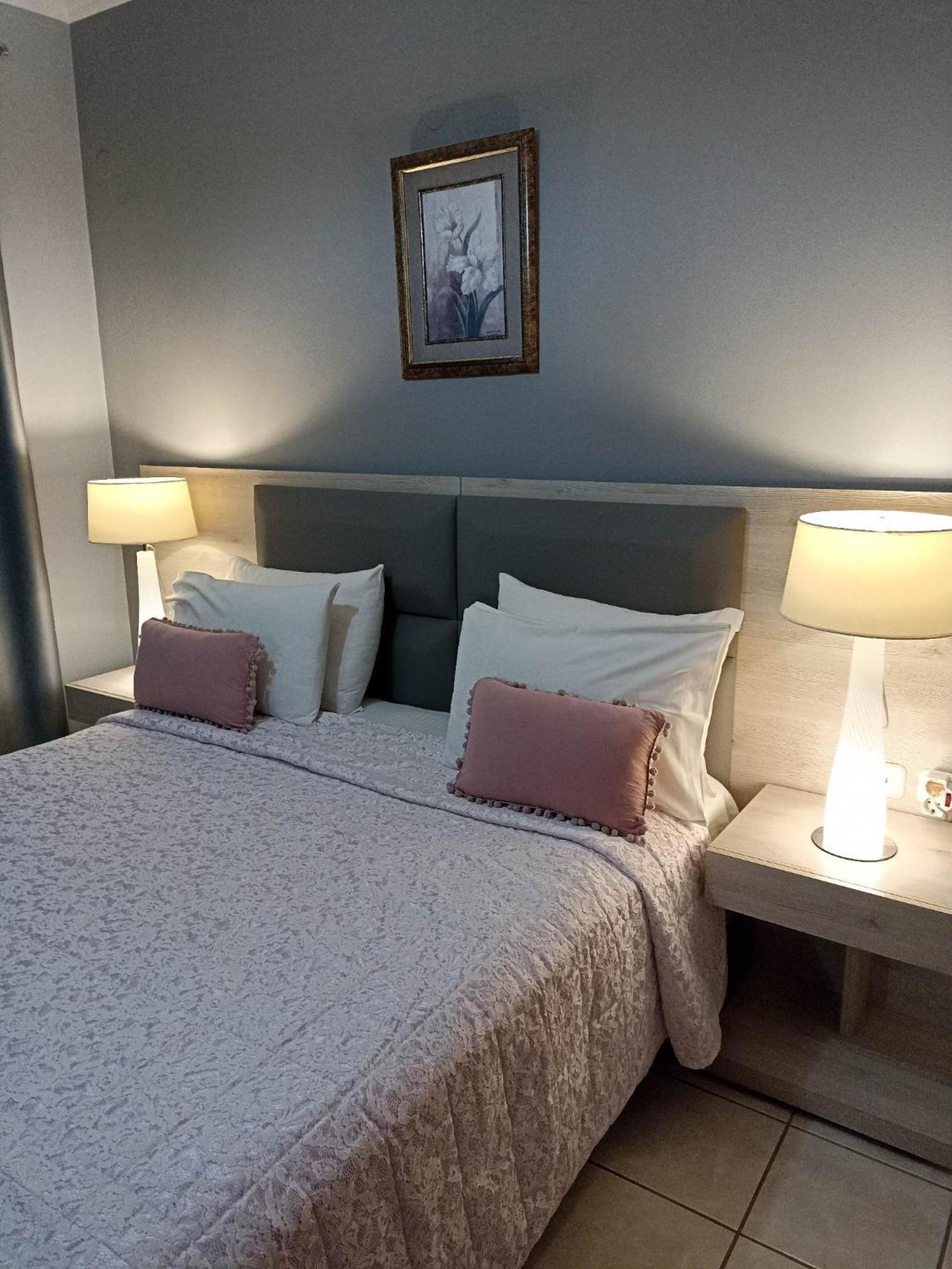 Evangelia Karfas Room photo